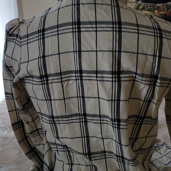 Blouse - Picture 6 of 8